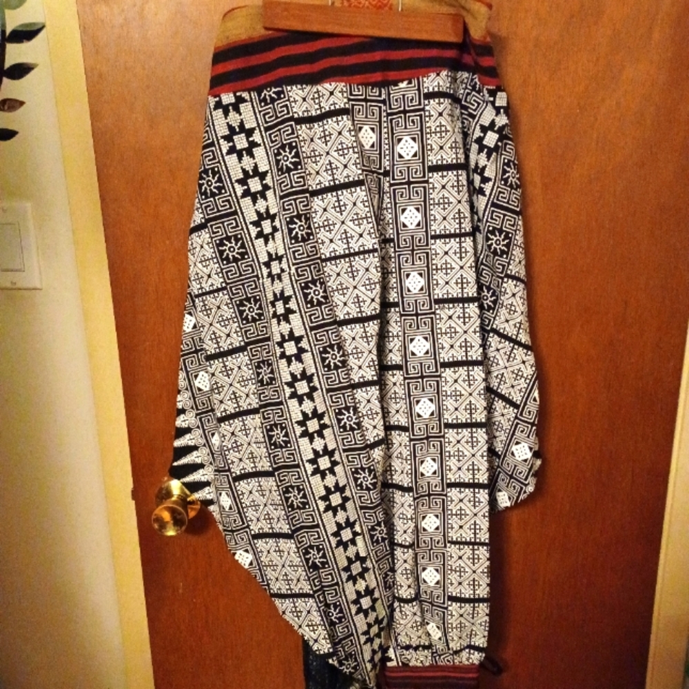 Forgotten Tribes Thai open leg pants